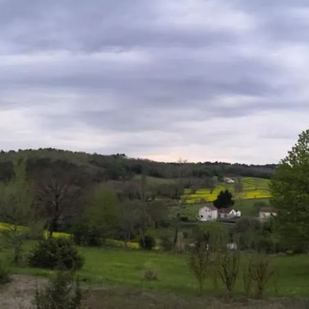 Semesterbostad Chez Fab *